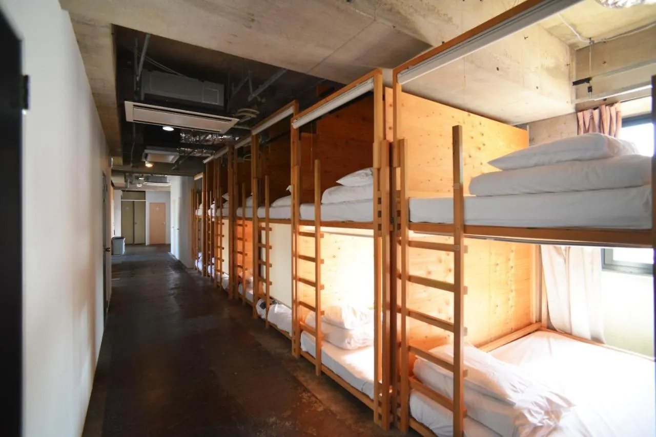 Artnshelter - Hostel Tokyo Japan